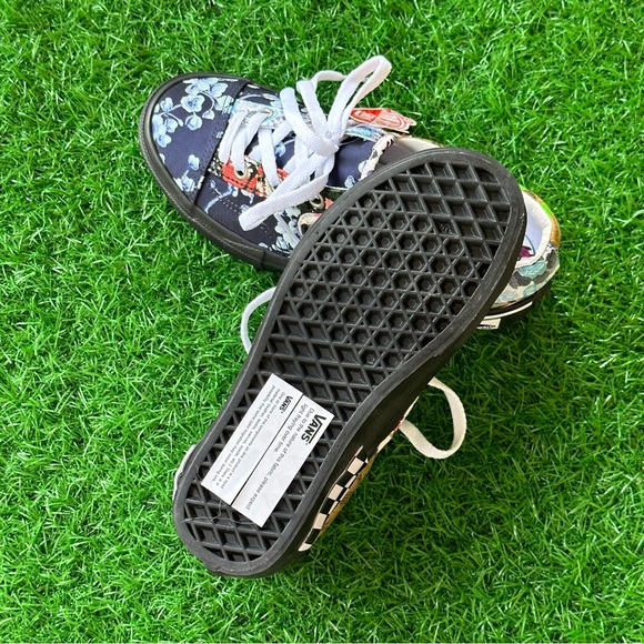 🍀New Vans Slip On Cap Florals - Picture 6 of 6